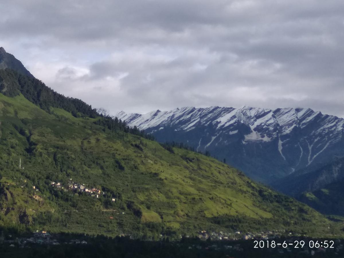 Sunface Homestay Маналі Екстер'єр фото