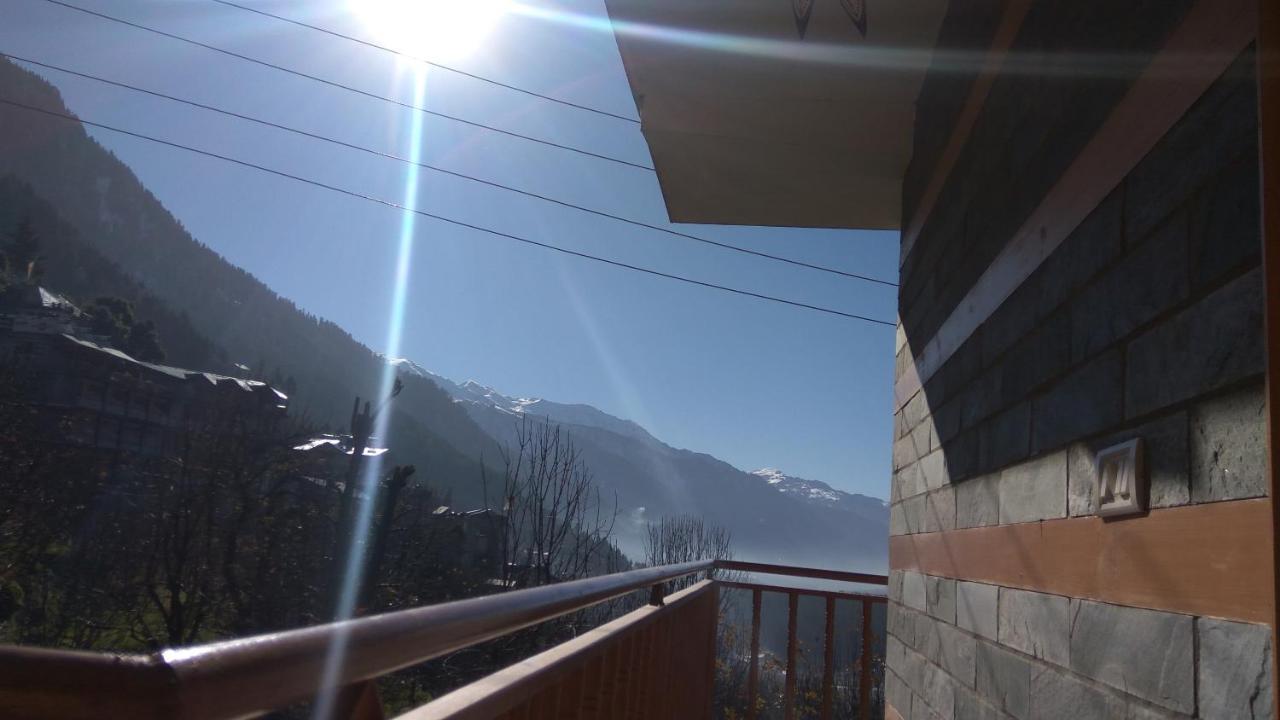 Sunface Homestay Маналі Екстер'єр фото